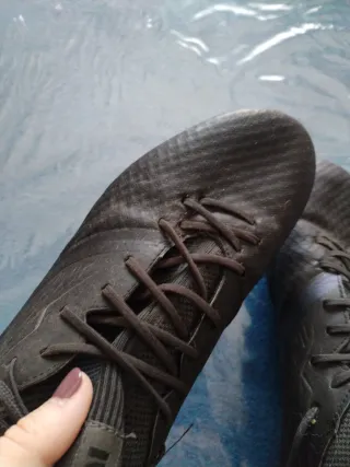 Zapatos de fútbol para césped