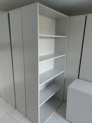 14 Estanterías Blancas y Grises