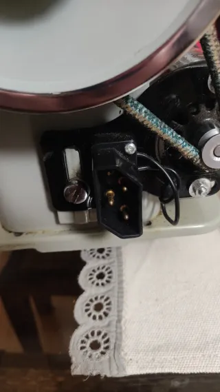 Máquina de coser Wertheim