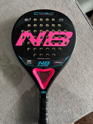 Pala de pádel NB Combat LTD Negra y Rosa