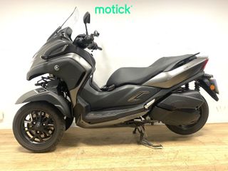 YAMAHA TRICITY 300
