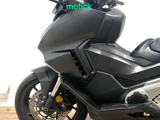 HONDA FORZA 750 (A) (IVA DEDUCIBLE)