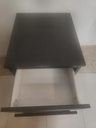 Mesita de Noche Madera Oscura