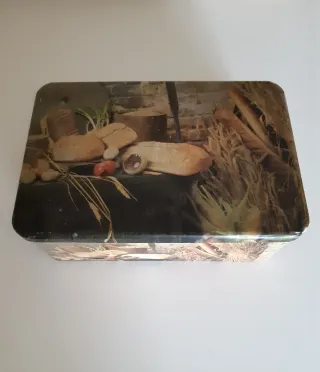 Caja Francesa Vintage