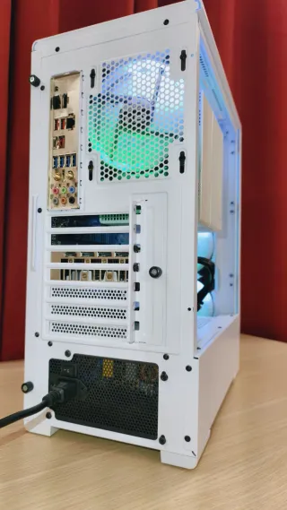 PC Gaming AMD 9950X 4060Ti 32GB RAM NVMe 1TB