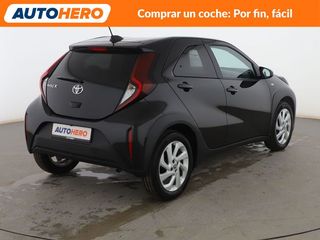 Toyota Aygo X Cross 1.0 Play