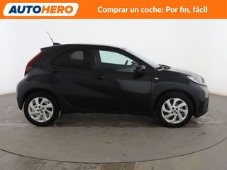 Toyota Aygo X Cross 1.0 Play