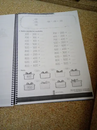 Cuaderno problemas 1° primaria
