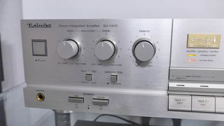Amplificador Technics SU V 450. Fabricado en Japón