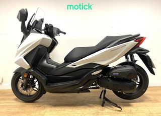 HONDA FORZA 125 (IVA DEDUCIBLE)(NUEVA 0KM-GARANT. 3AÑOS)