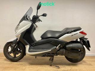 YAMAHA XMAX 125