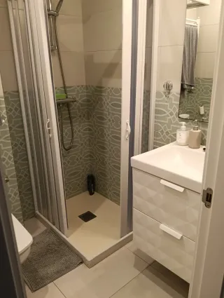 Alquilo habitación en piso compartido