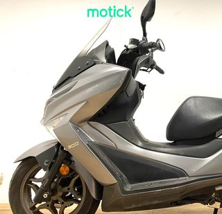 KYMCO GRAND DINK 300