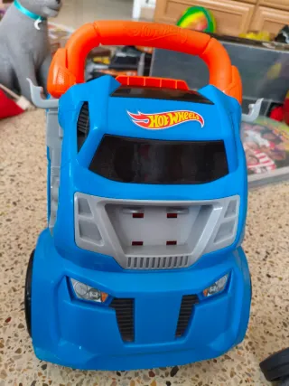 Camión Maletín Hot Wheels Carreras