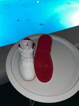 Nike Jordan 1 Low SE Rojo/Blanco