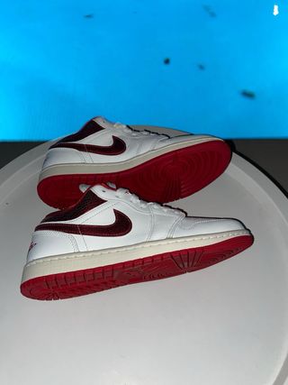Nike Jordan 1 Low SE Rojo/Blanco