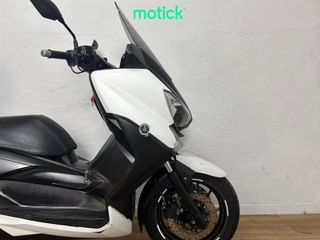 YAMAHA XMAX 400