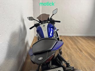 YAMAHA YZF R3