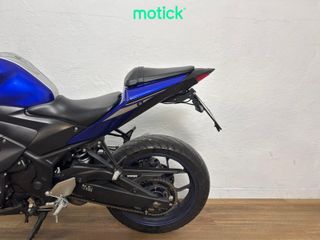 YAMAHA YZF R3