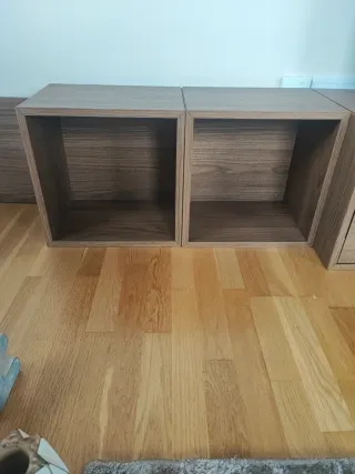 Due unità di cassettiera Eket Ikea in colore legno