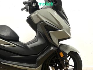 HONDA FORZA 125