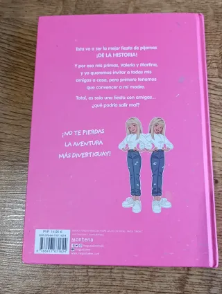 ¡Una fiesta de pijamas! (Daniela DivertiGuay 1)