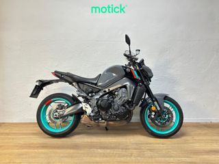 YAMAHA MT-09 (A2)