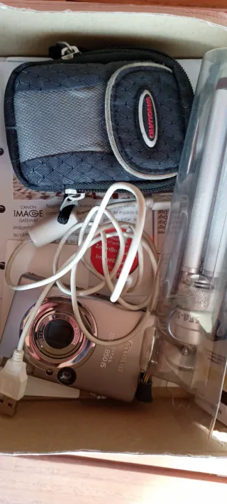 Cámara Digital Canon IXUS 850 IS Plata