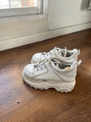 Zapatillas Buffalo blancas