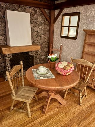 Casa de muñecas rústica