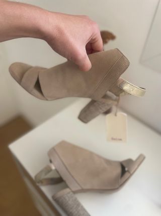 Botines tacón ante beige Salsa
