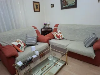 Mueble de salón madera y cristal