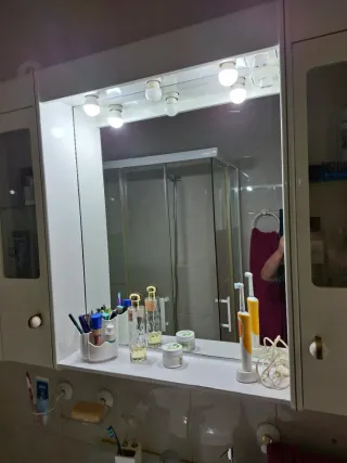 Mueble de salón madera y cristal