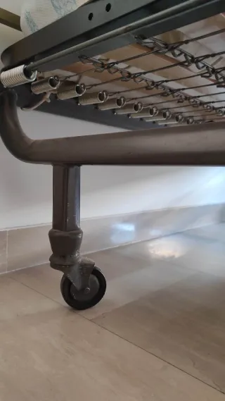 Cama de cuerpo y medio