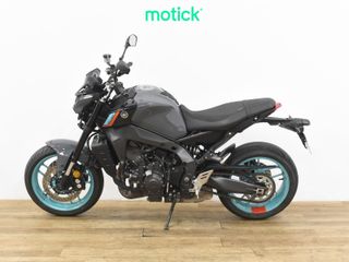 YAMAHA MT-09 (A2)