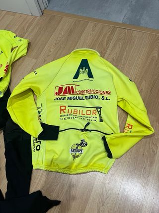 Conjunto Ropa Invierno Ciclismo Maglia Astorga