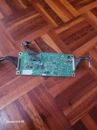 Placas JVC TV y altavoces