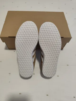 Adidas Gazelle Zapatillas Marrón/Dorado Unisex