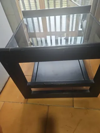 Mesa baja madera cristal bandeja