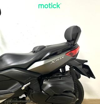 YAMAHA XMAX 400
