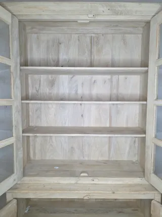 Vitrina alacena madera antigua tratada