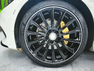 Restauración de llantas y volantes