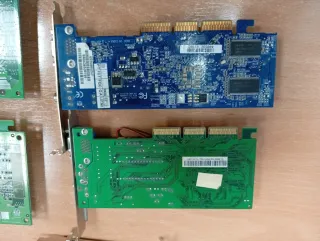 Lote 4 Tarjetas Gráficas y 1 Sonido Vintage