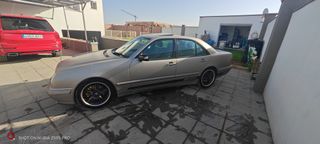 Mercedes-Benz Clase E 2001
