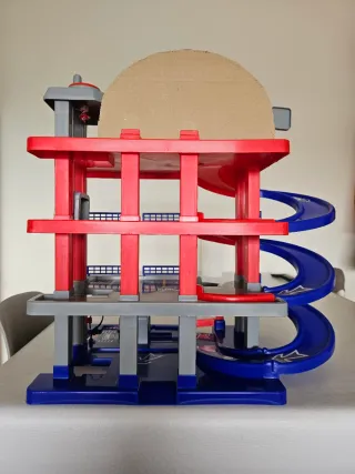 Parking juguete 4 plantas 4R con elevador