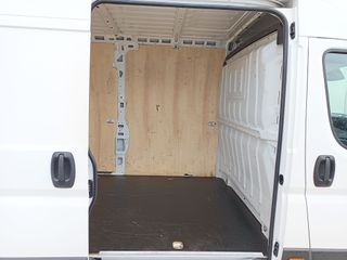 Peugeot Boxer 2.2 furgon L4H2 furgon 140cv