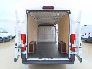 Peugeot Boxer 2.2 furgon L4H2 furgon 140cv