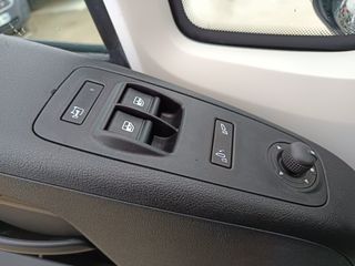 Peugeot Boxer 2.2 furgon L4H2 furgon 140cv