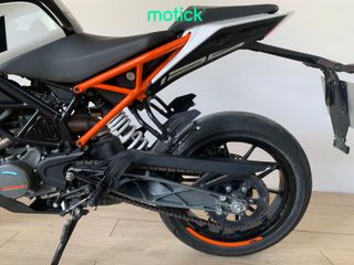 KTM DUKE 125