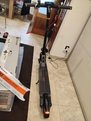 Patinete Eléctrico Segway Ninebot E3